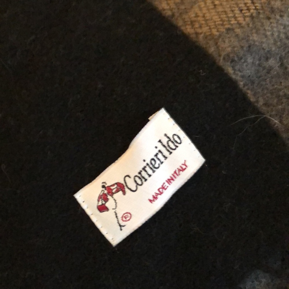 Scarf - Picture 2 of 5